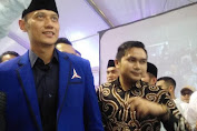 AHY mendampingi Prabowo - Sandiaga Uno Mendaftarkan diri ke KPU
