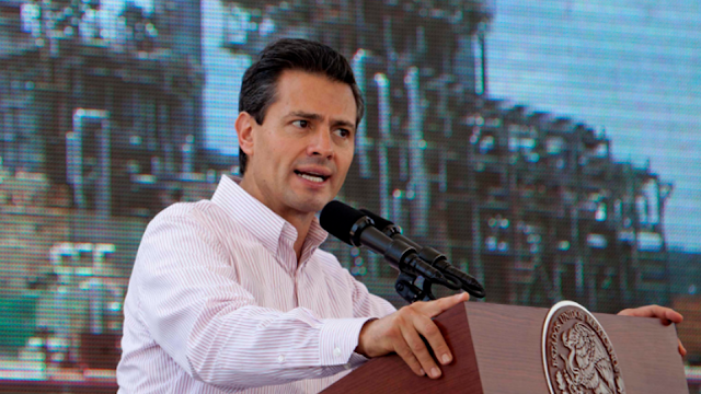 Cerraremos las escuelas si siguen insistiendo con detener el Gasolinazo: Peña Nieto