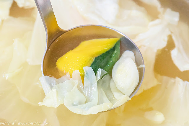 品牛一館溫體牛涮涮鍋新開幕！用餐人潮滿滿滿，想吃特級油花牛肉還要看緣份～