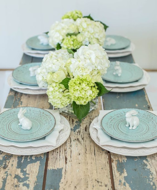 10 Amazing Easter Decor Ideas / Pinterest Edition Home Chic Club 10