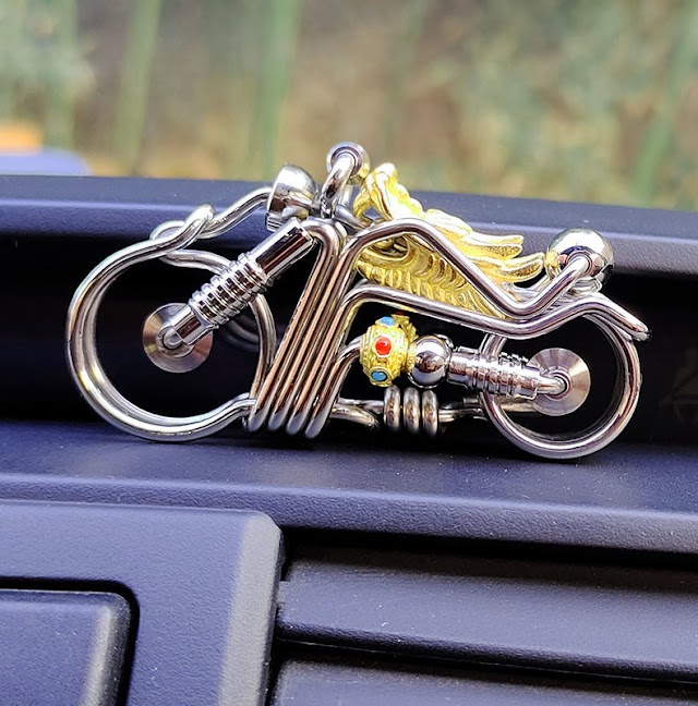 Motorcycle style handmade keychain design ideas