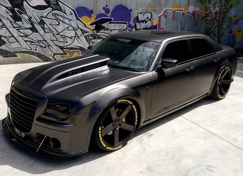 Fierce Chrysler 300C SRT8 370 HEMI My Interests