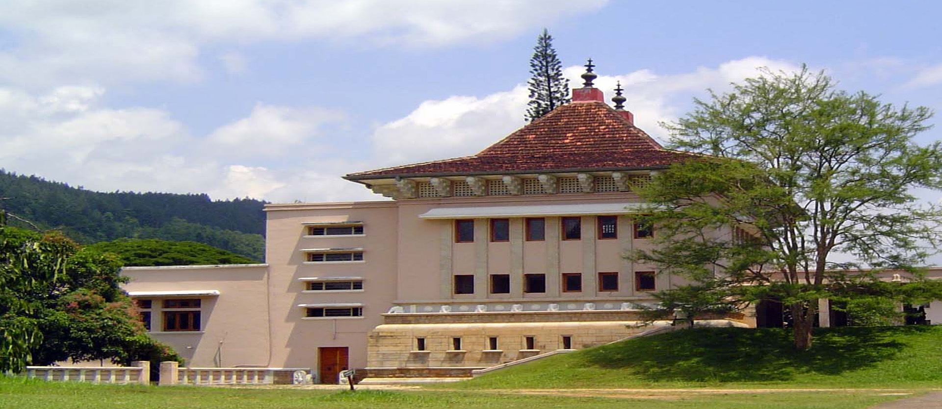 University of Peradeniya