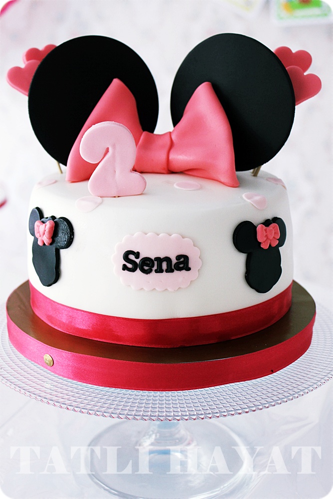 TATLI HAYAT PASTA TASARIM MINNIE MOUSE TEMALI PASTA & KURABİYE &CUPCAKE