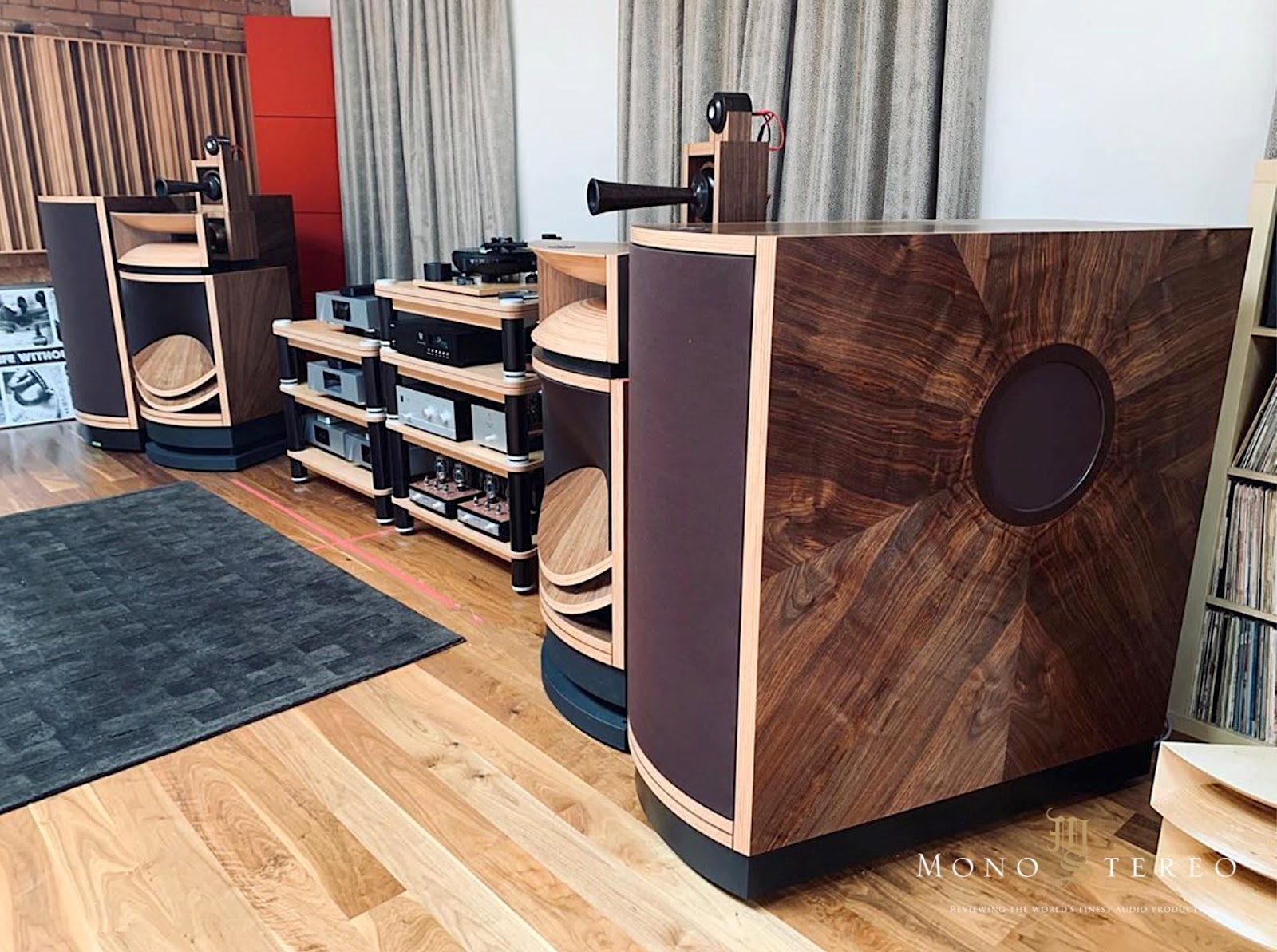 Living voice ibx-r2. Hi end audio show 2023. Living voice auditorium 2. рупорная акустика vox. Living voice.