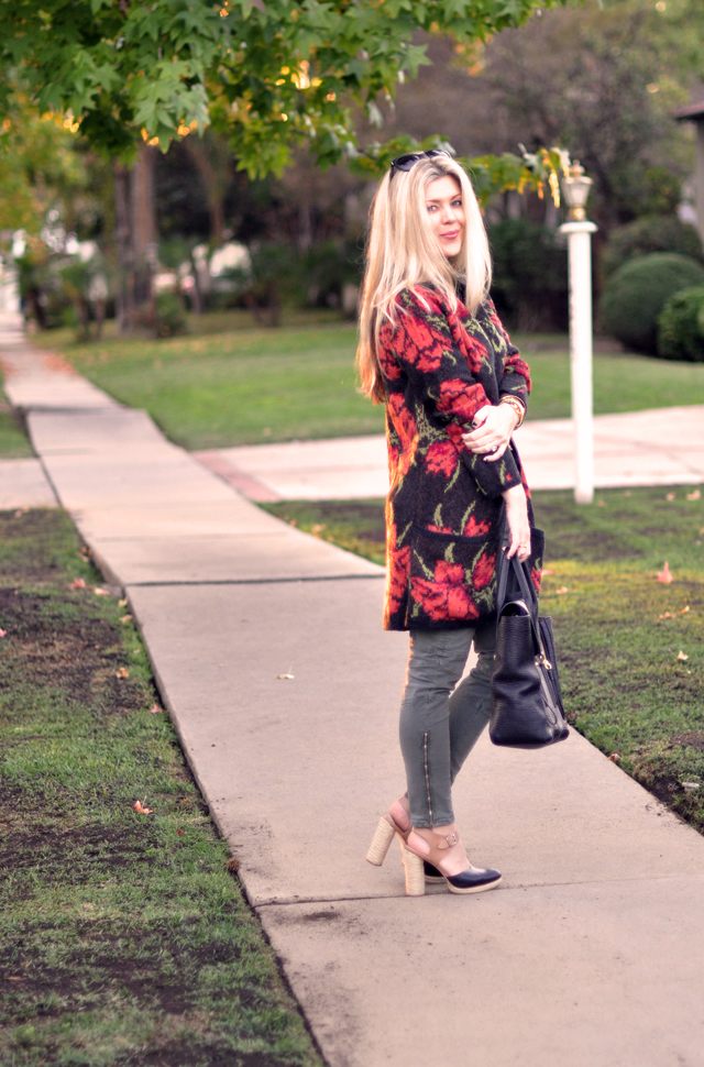 casual outfit, long rose print cardigan