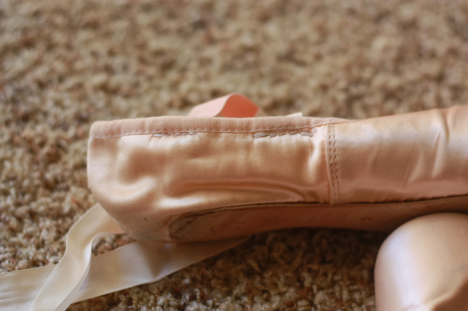 Ballerinas By Night: How to Sew Your Pointe Shoe Ribbons