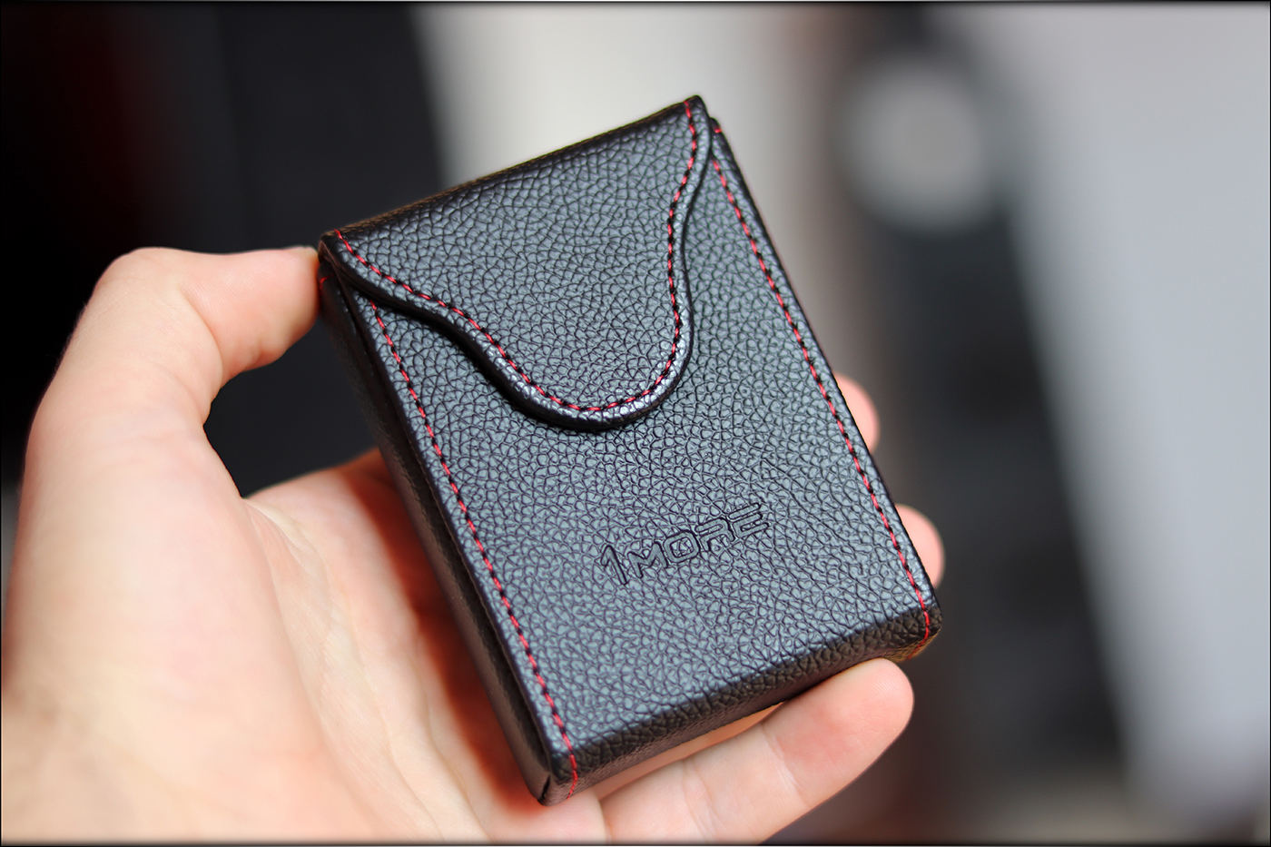 1MORE Quad Driver InEar Headphones (Earphones/Earbuds) with Apple iOS