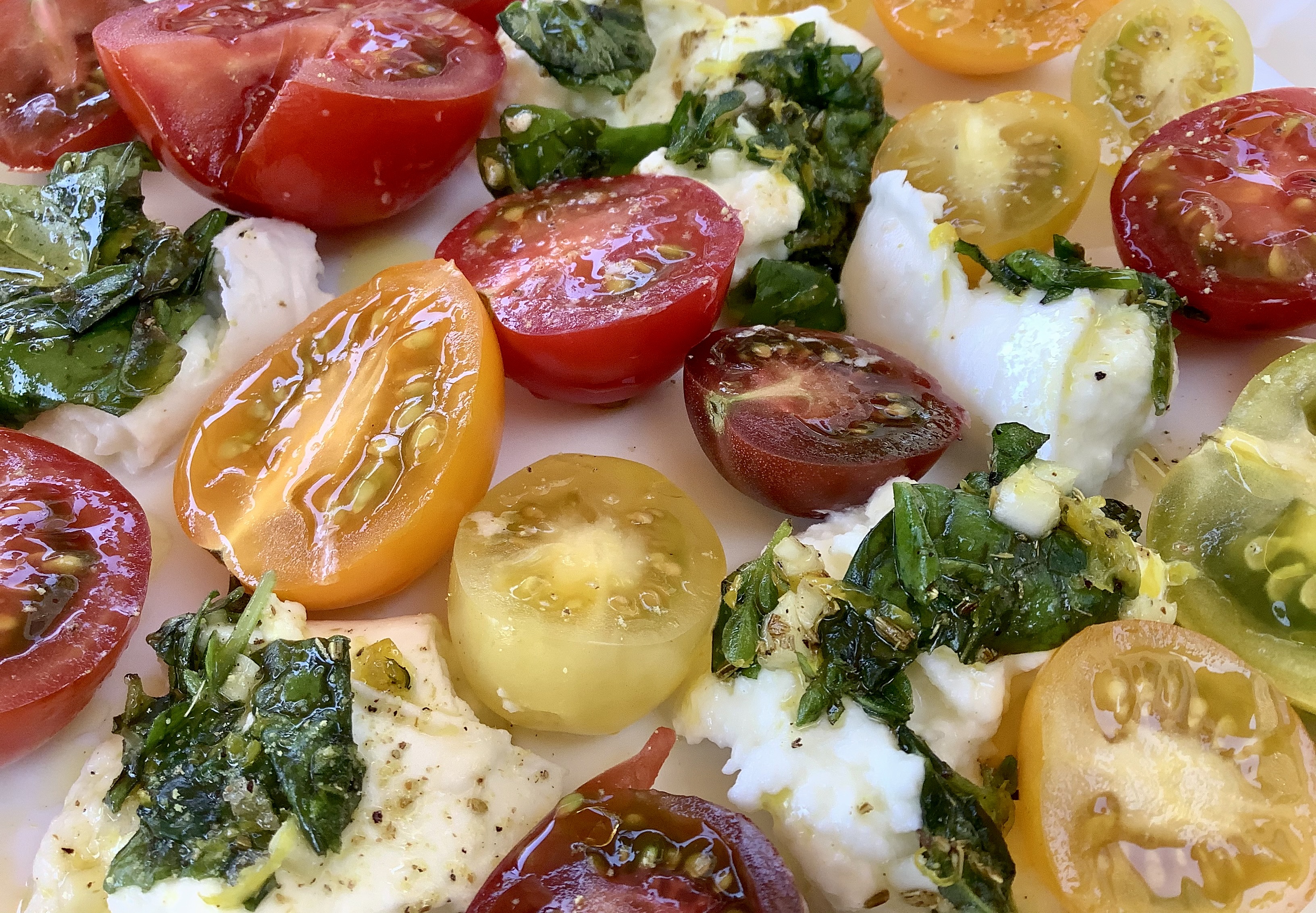 Marinated buffalo Mozzarella and tomatoes Recipe