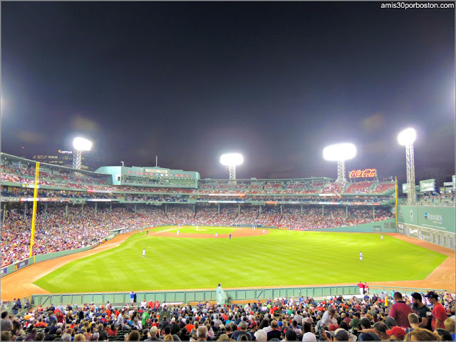 Fenway Park, Estadio de los Boston Red Sox