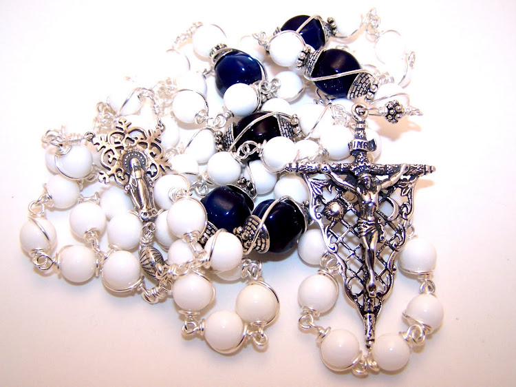 No. 22.  Rosary Of The Queen Of Peace (not Available)