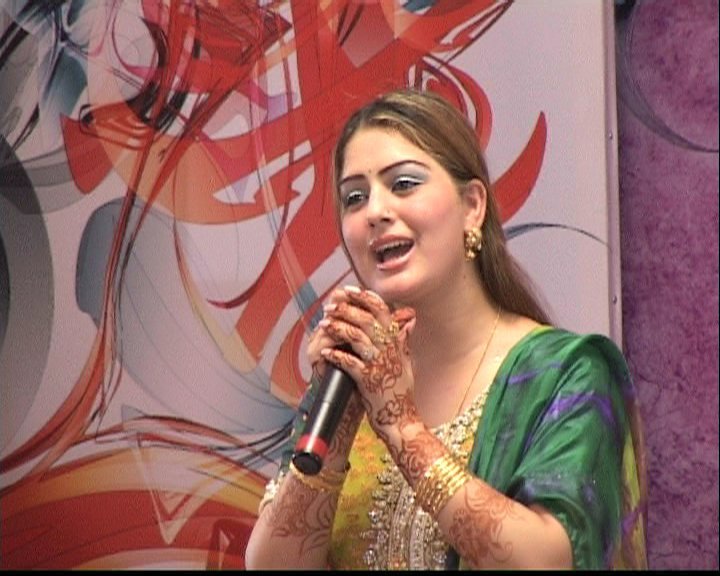 Pashto Singer Ghazala Javed In Afghanistan Pictures Wallpapers ~ Welcome To Pakhto Pakhtun 