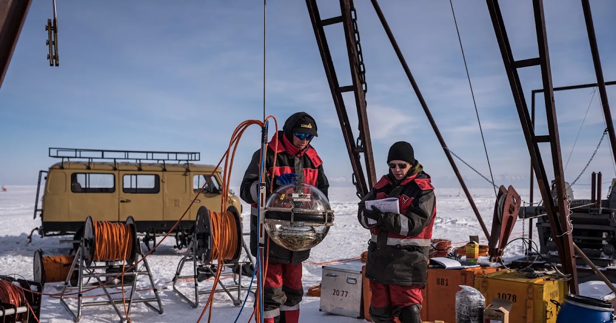 Polowanie na neutrina pod najgłębszym jeziorem świata