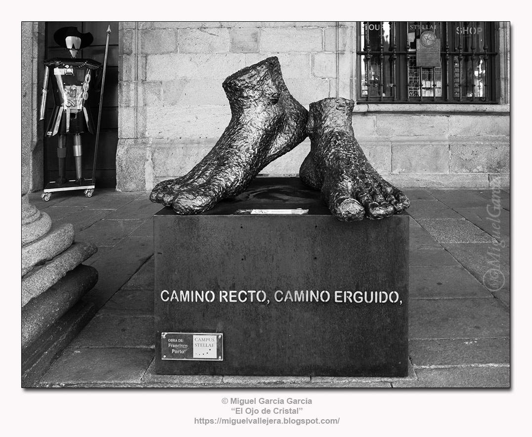 Escultura de Francisco Porto en Santiago de Compostela.