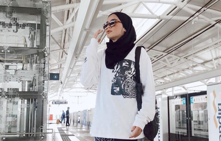 Anda ingin OOTD di MRT? Hijabers adalah inspirasi bagi para selebritas
