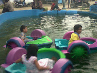 Peluang usaha perahu Engkol di arena pasar malam dan keramain anak-anak