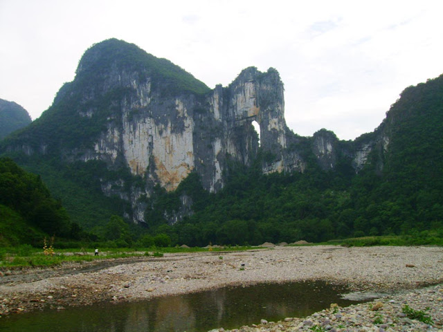 Arco natural de Nanxu – China