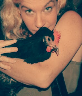 Robin Fox trance singer and her pet chicken Jub Jub takes a walk in Delray 