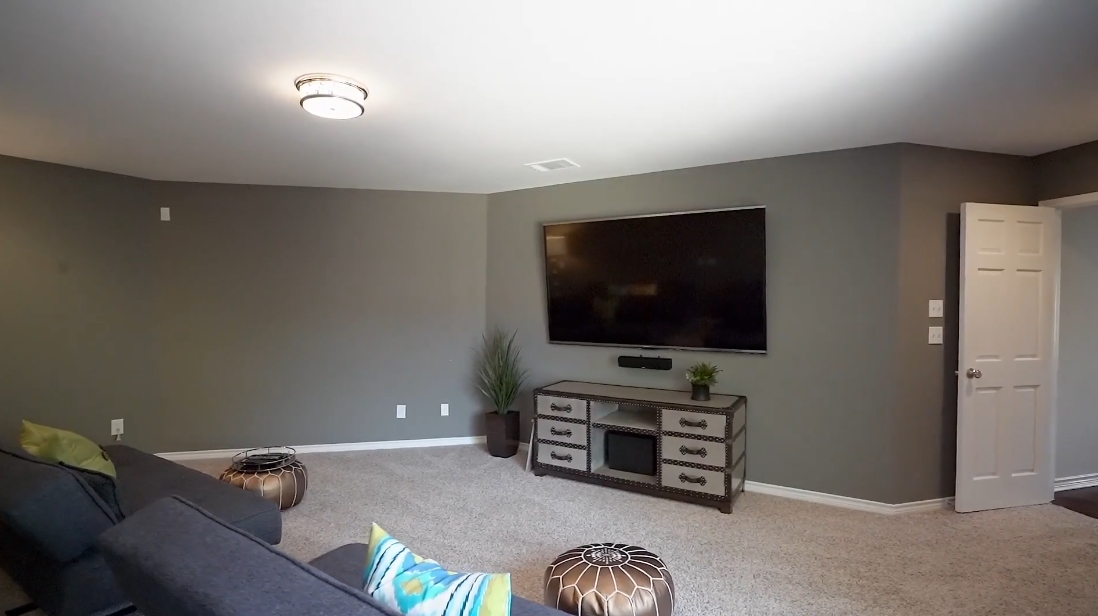 22 Interior Design Photos vs. Tour 111 Indian Bend Dr, Austin, TX