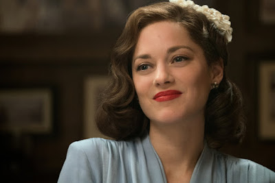 Marion Cotillard stars in Allied (2016) (23)