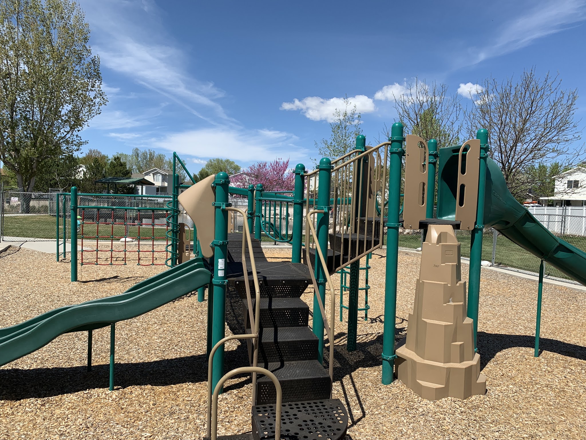 REVIEW OF MEADOW CREEK POND, ROY, UT er County Playgrounds