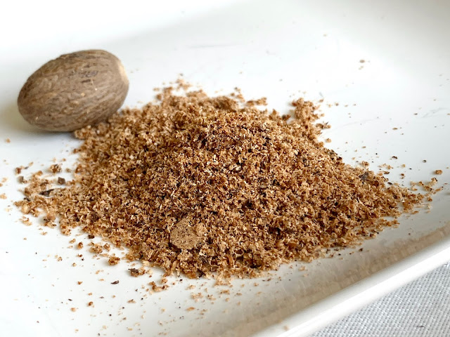 5 gram nutmeg,