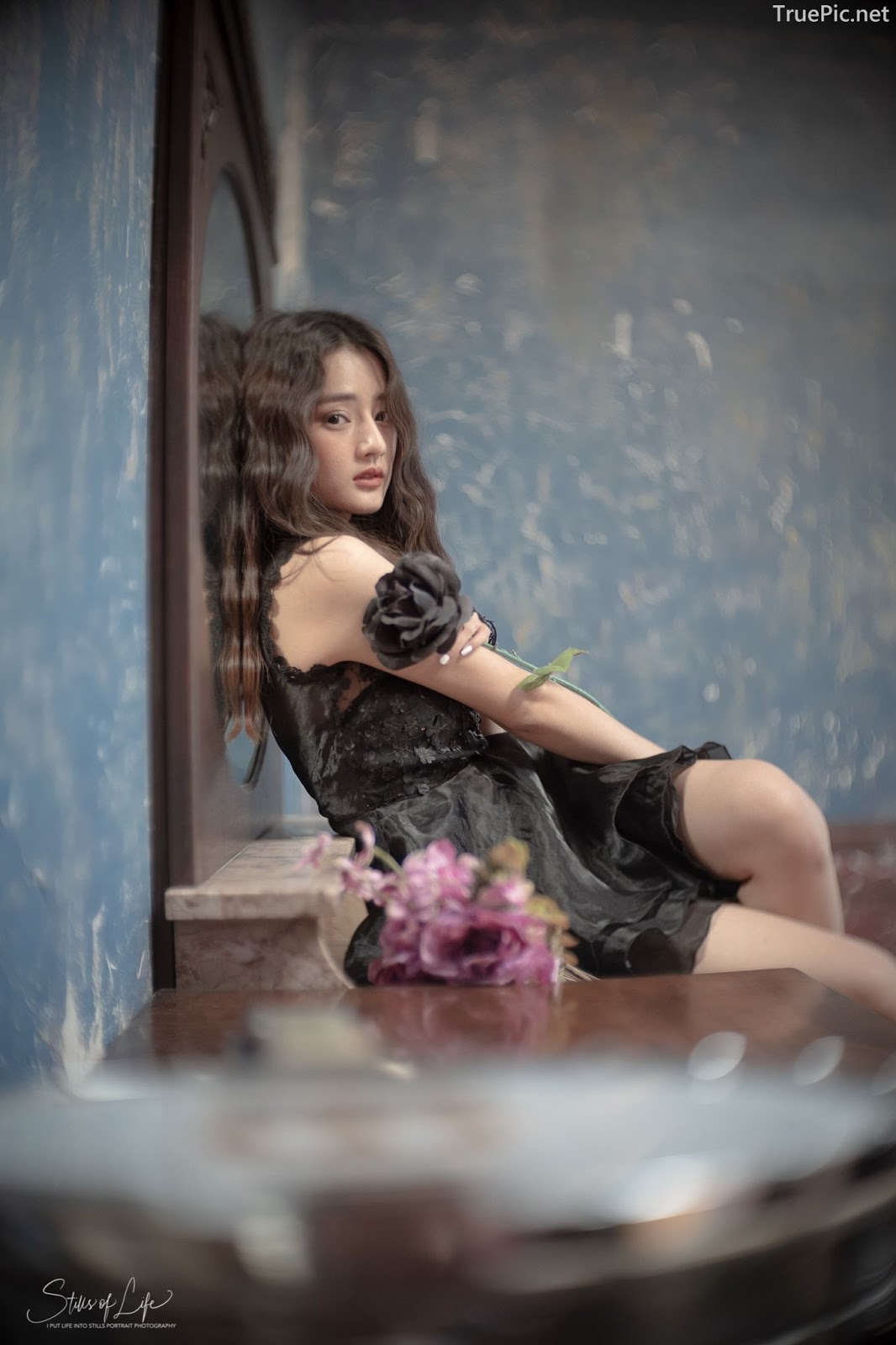 Thailand model - Phakaporn Lertchamchongkul - Hate Valentine (Black Angle)