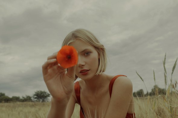 A fotografia poética e fashion com belas mulheres de Marta Bevacqua Marta Bevacqua fotografia fashion artística modelos mulheres beleza