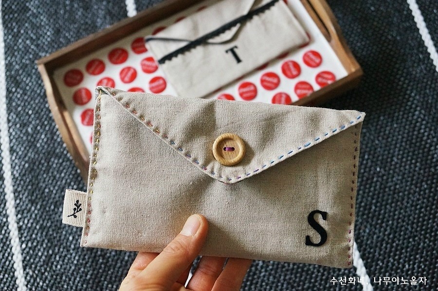 Money Holder / Fabric Envelope DIY DIY Tutorial Ideas!