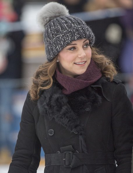 VISITA OFICIAL DE WILLIAM Y KATE A SUECIA Y NORUEGA - Página 2 Kate-Middleton-1%2B%25281%2529