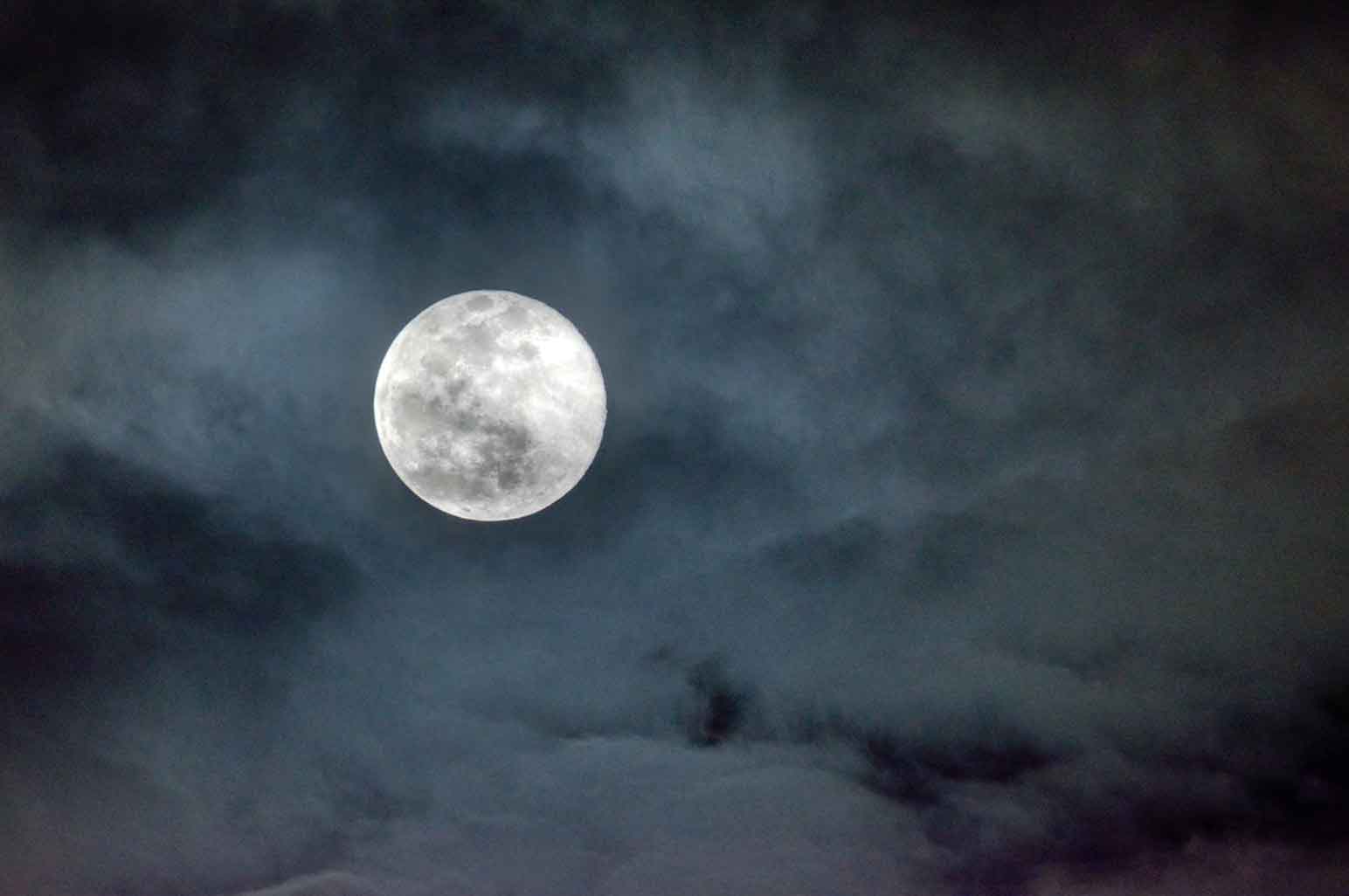 Take Your Stargazing to the Next Level With These Simple Tips