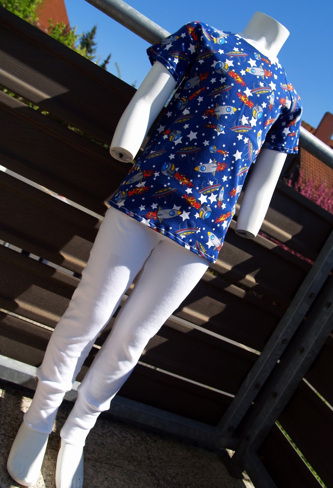 sachsenblondie: Schnell wie eine Rakete