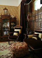 Warm interior decoration idea for home interior with Victorian design style