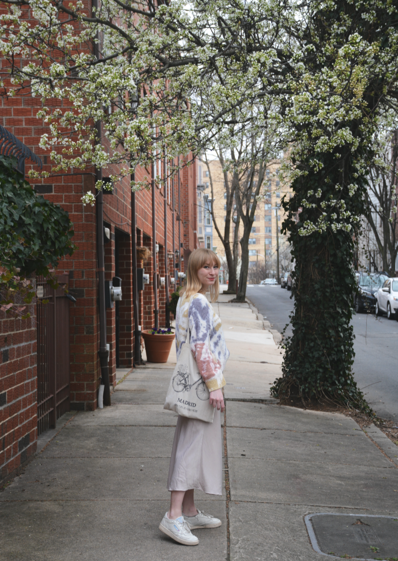 Styling an Oversized Tie-Dye Sweater | Organized Mess Sweater and Slip Skirt