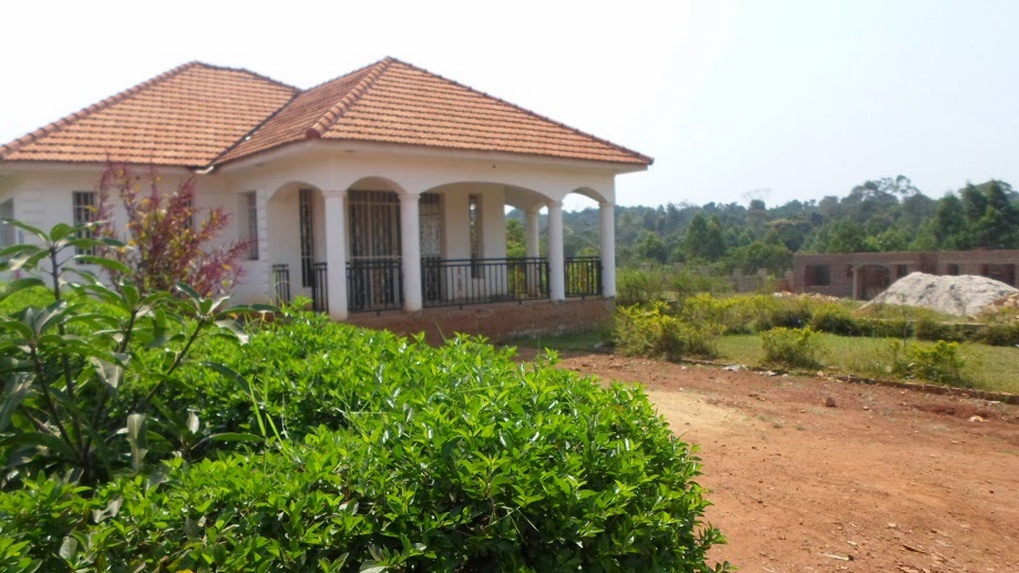HOUSES FOR SALE KAMPALA, UGANDA UNFINISHED HOUSE FOR SALE