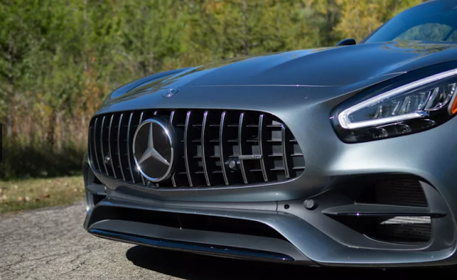 2020 Mercedes AMG-GT logo picture