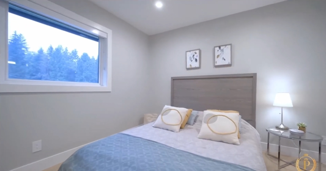 29 Interior Design Photos vs. 4324 Glencanyon Dr, North Vancouver Luxury Home Tour
