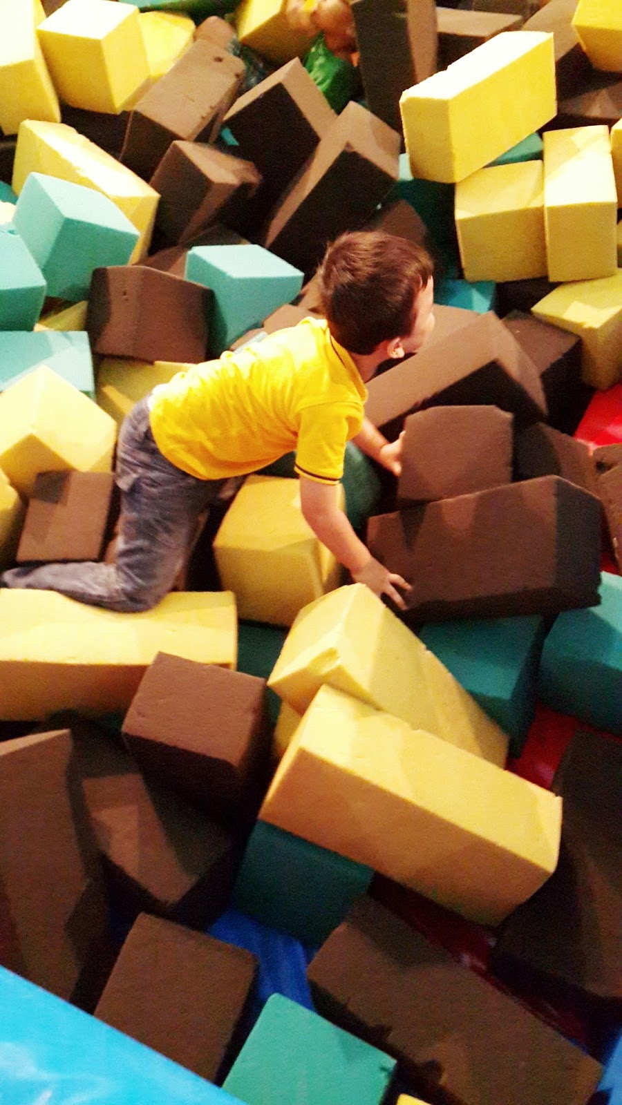 Pondok Indah Mall Presents JUMPPIMAROUND Trampoline Park Jade Ayu