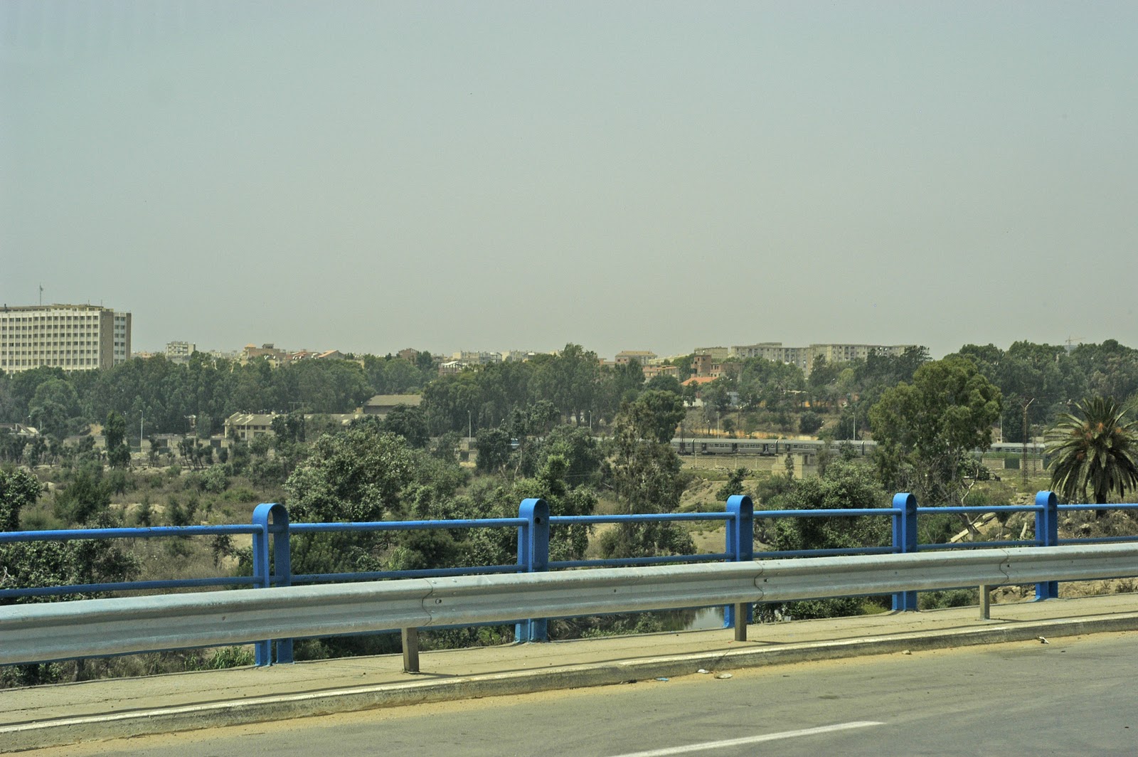 Bridge of the Week: Algeria's Bridges: Highway Bridge Railing in Algiers