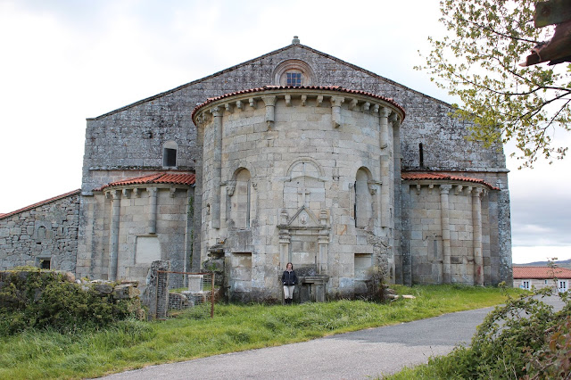 Monasterio de Santa Xunqueira de Espadañedo en la Ribera Sacra, Orense