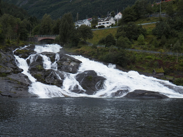 Día 11 (Crucero Geiranger, Carretera de los Trolls) - Fiordos Noruegos - Oslo (14 días por nuestra cuenta) Agosto 2013 (3)