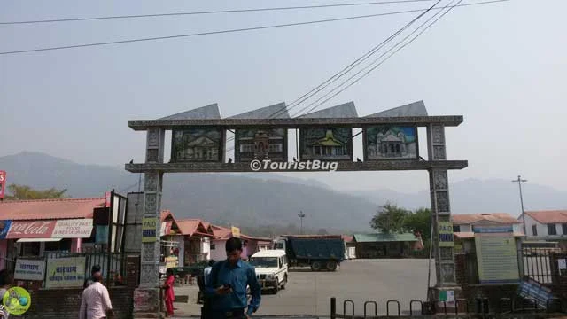 Buses for Char Dham in Rishikesh