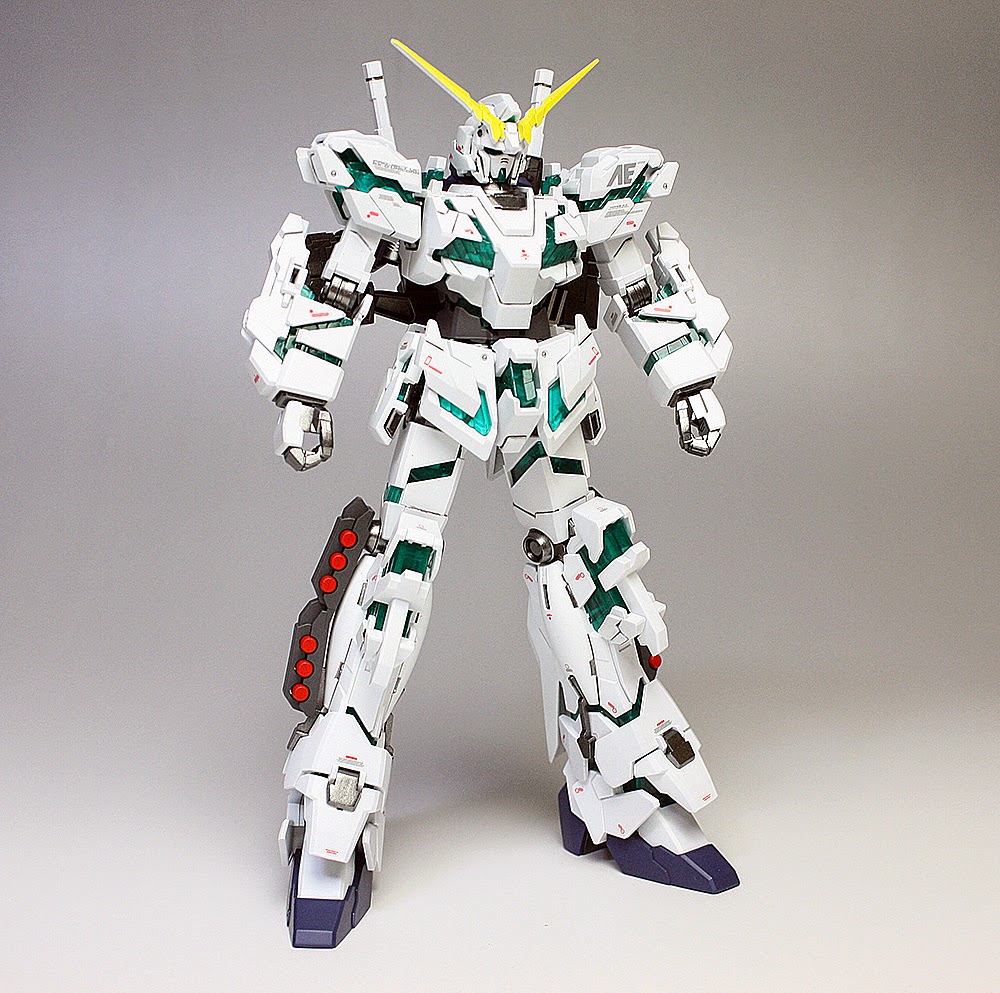 Gundam Gunpla HG 1/144 RX-0 Full Armor Unicorn Gundam (Destroy Mode) - Bandai NEUF