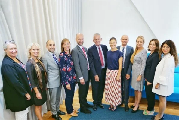 Crown Princess Victoria visited Stockholm International Water Institute. wore H&M skirt and H&M sandals