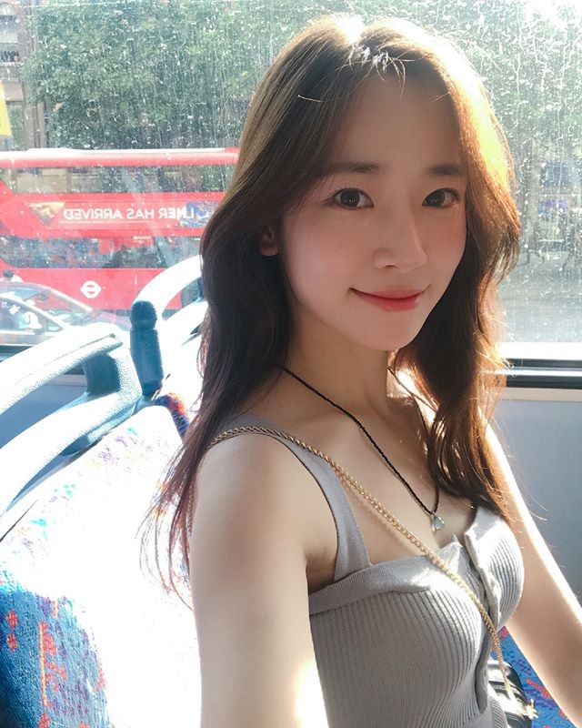 저저번 컨셉때 여러의미로 핫했던 컨셉과 정반대로 나오는 여자솔로 | 인스티즈