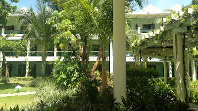 Camayan Beach Resort, Hotels