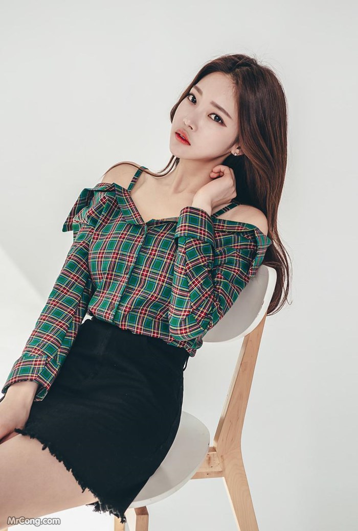 Beautiful Park Jung Yoon in a fashion photo shoot in March 2017 (775 photos) photo 16-19