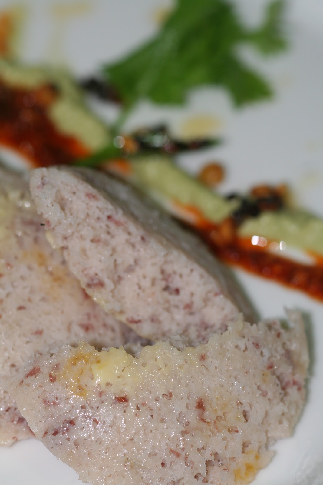 Blue Moon Chef... STEAMED KIDNEY BEAN AND RICE CAKES (IDLI)