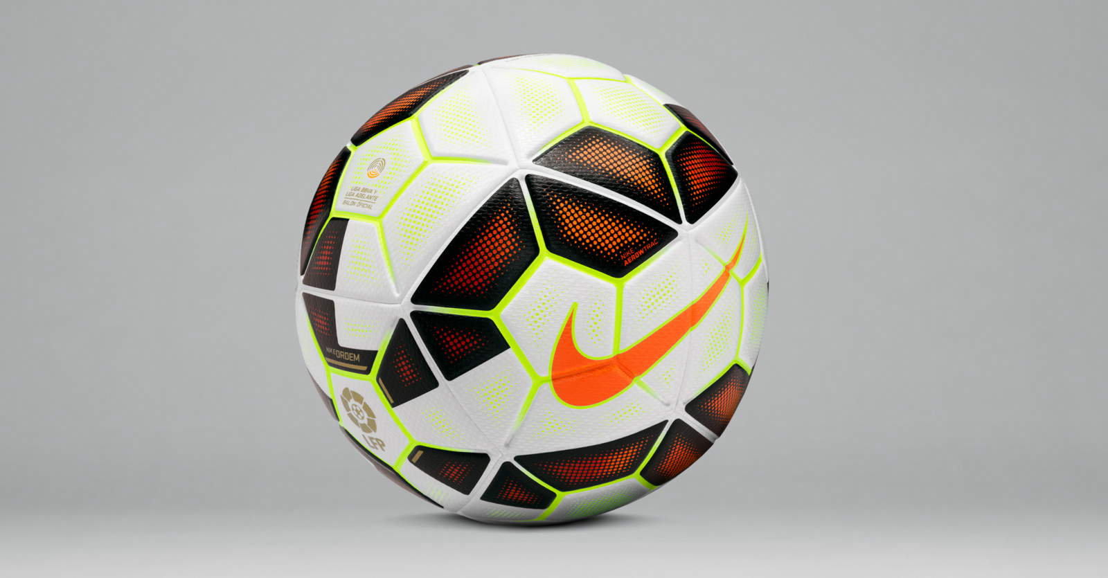 estar Respetuoso del medio ambiente frotis Nike Ordem 14-15 Primera División Ball Released - Footy Headlines