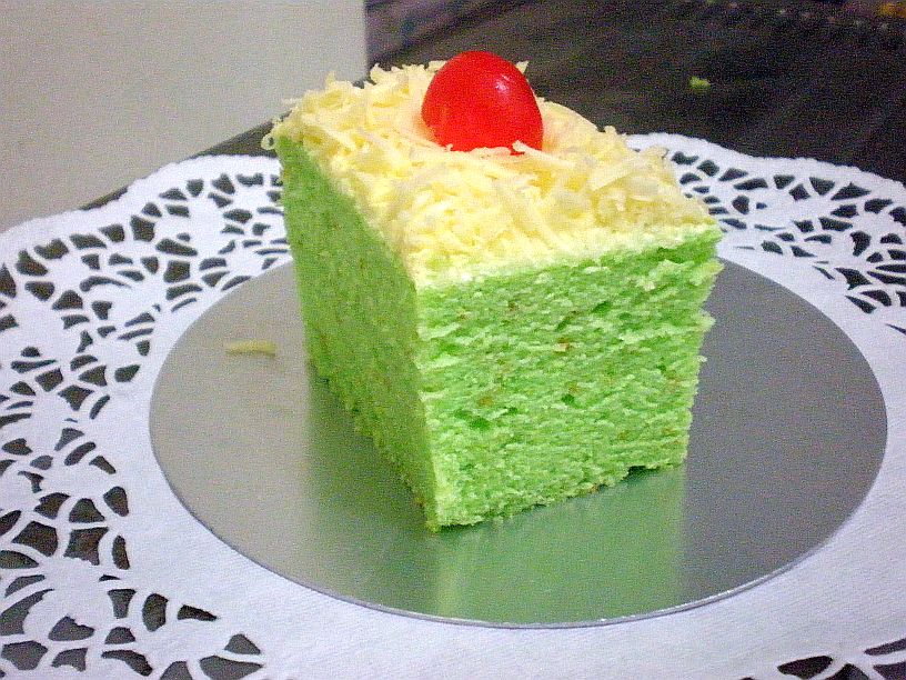 Brownies Kukus Pandan Tabur keju